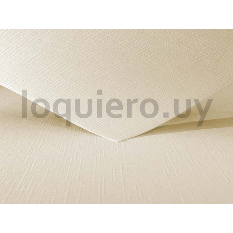 Hoja opalina crema telada A4  .