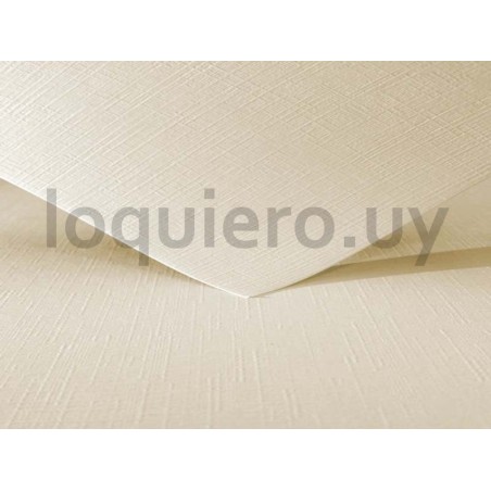 Hoja opalina crema telada A4  .