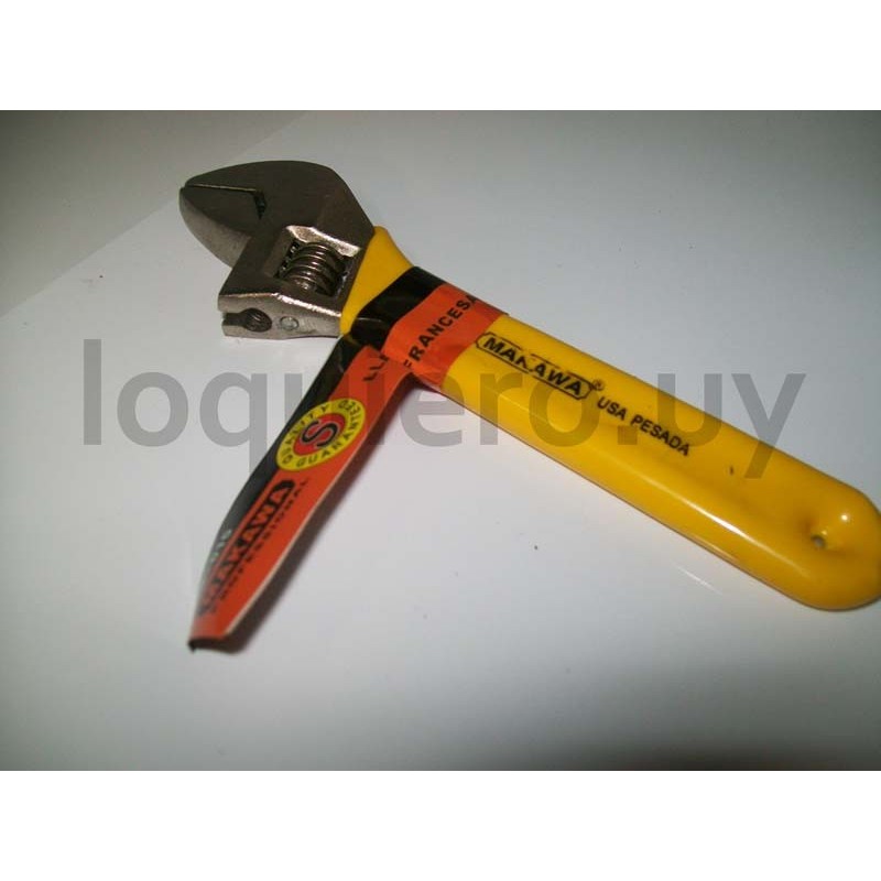 Llave ajustable 6 mango amari."