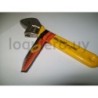 Llave ajustable 6 mango amari."