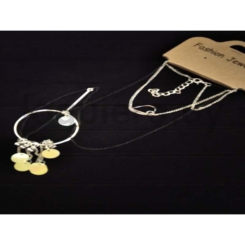 Collar                        .