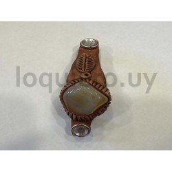 Broche pelo artesanal         .