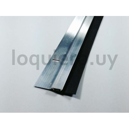 Zócalo de aluminio/goma 90cm  .